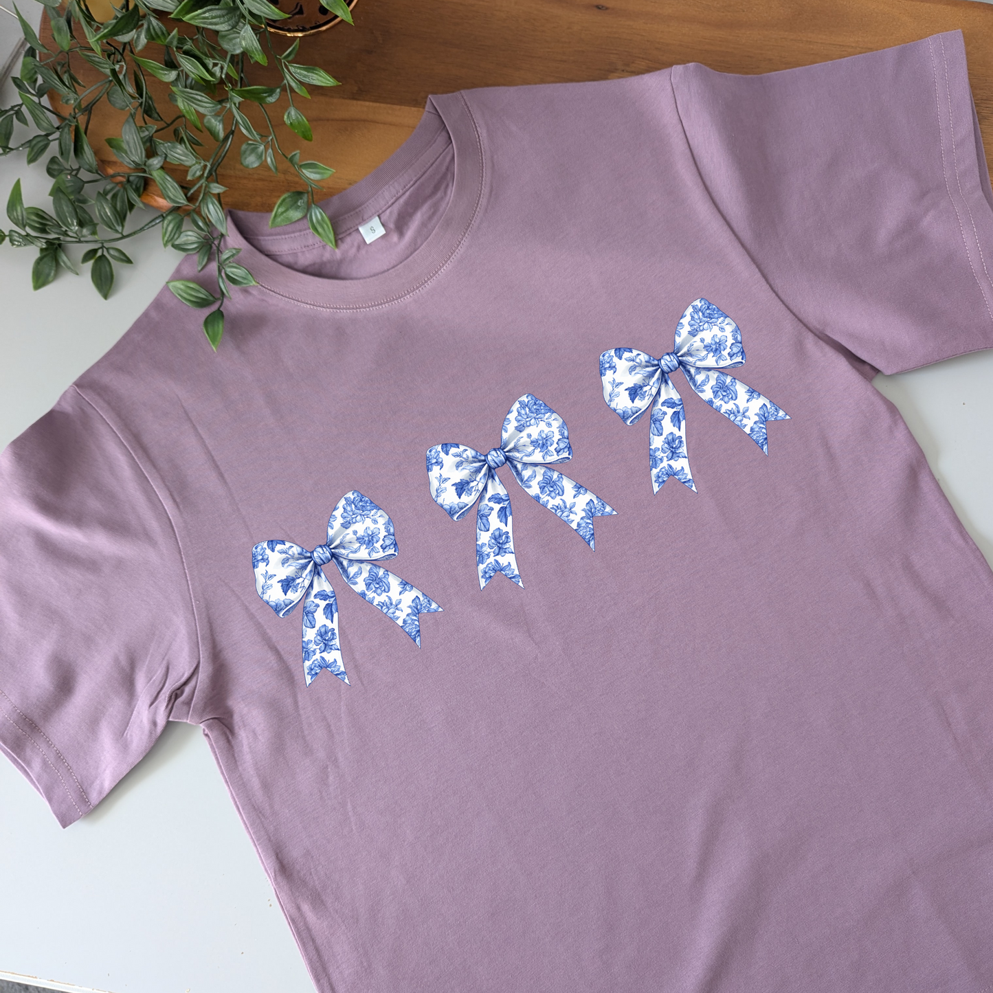 Antique Style Coquette Chinoiserie Blue Floral Tshirt