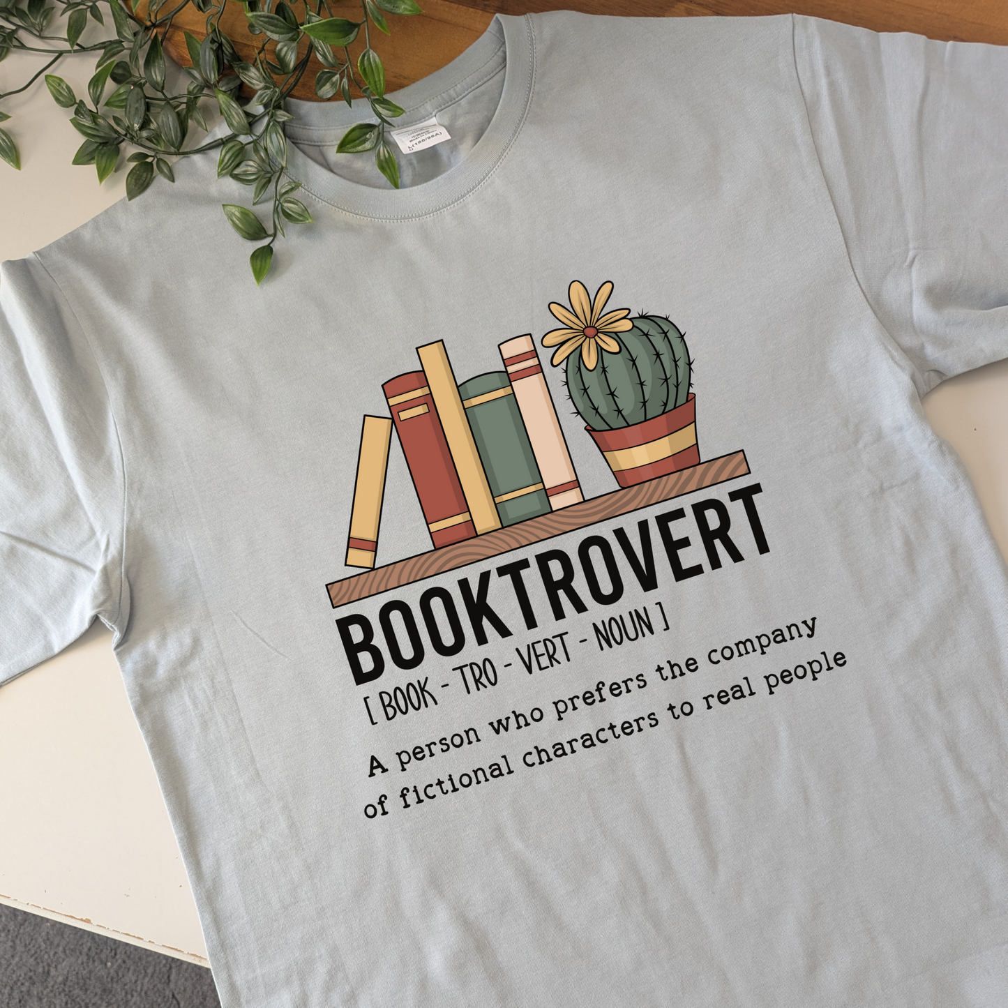 Booktrovert Tshirt