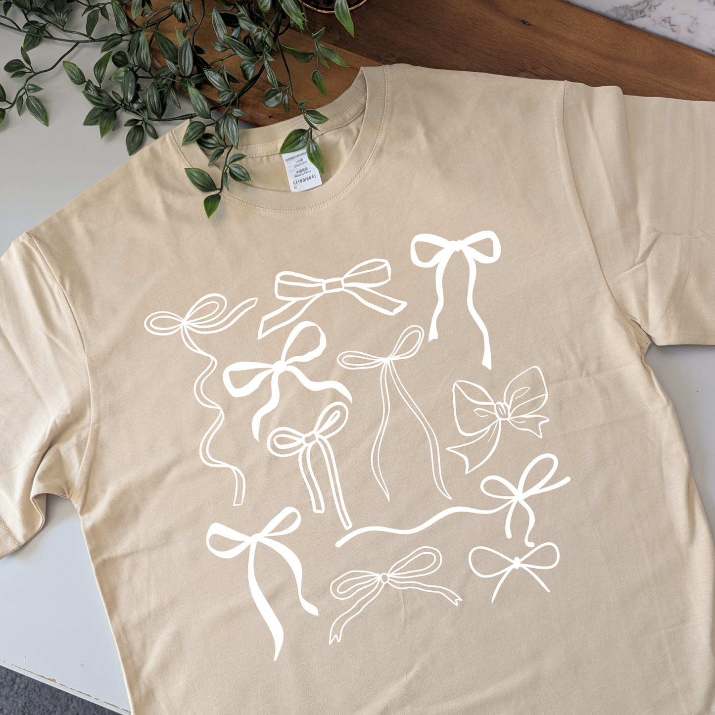 Bows bows bows Tshirt
