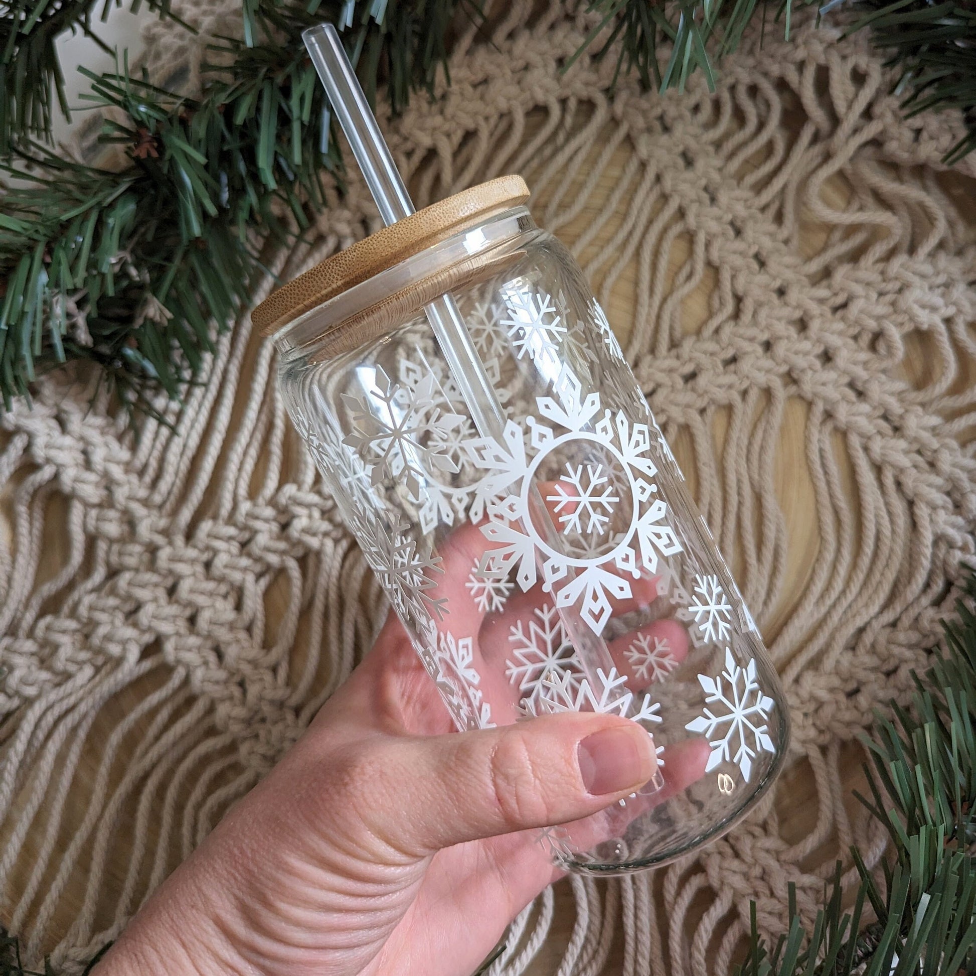 Christmas Snow Storm 16oz glass can or 17oz glass mug with bamboo lid & reusable plastic straw. Christmas gift. Coffee Mug Present snowflake