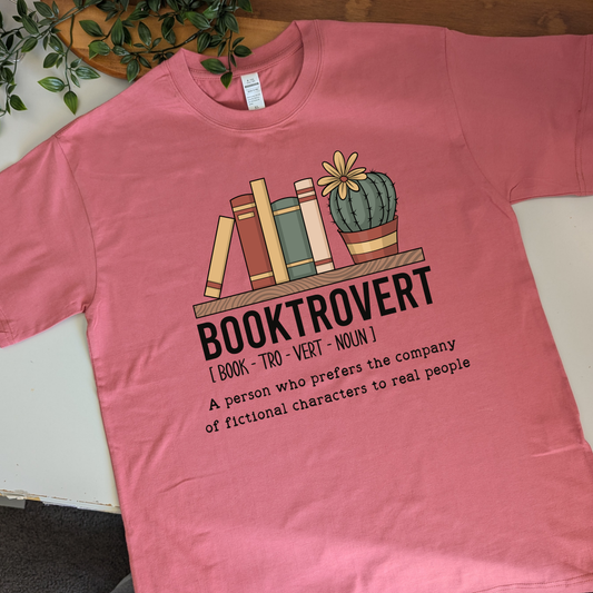 Booktrovert Tshirt