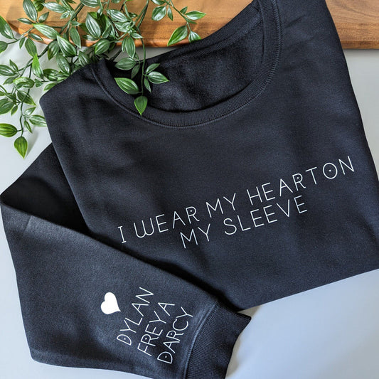 I wear my heart on my sleeve fleece jumper, mum sweatshirt, mothers day gift, personalised jumper, names on sleeve, mum sweater, mum jumper