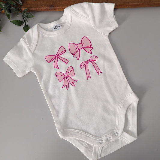 Pretty Pink Bows Baby Bodysuit. Baby shirt. Girly Bows. Pink. White bodysuit