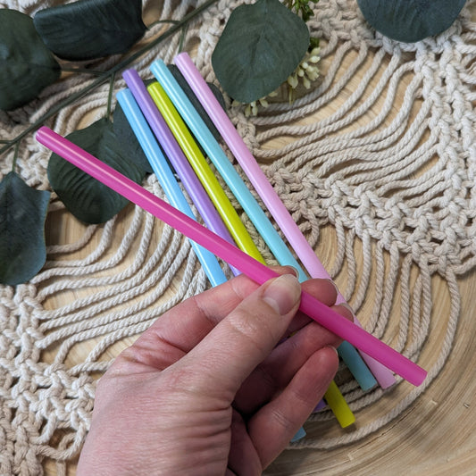 Colourful Silicone straw perfect for 16oz glass or acrylic can cups. Perfect alternative to metal or glass straw